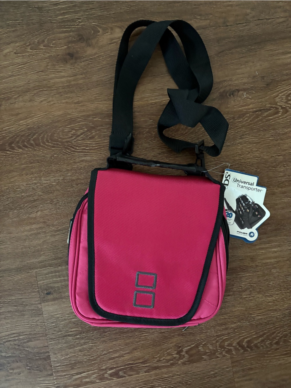 Official Nintendo DS Pink Carrying Case with Shoulder Strap Holds 20 Games New
